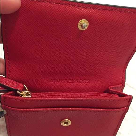 PRICE REDUCED‼️MICHAEL KORS WALLET red jet - Picture 5 of 8